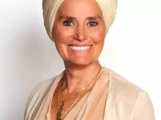 Gurutej Khalsa, 
                            Spirituality, Health & Wellness, Love and Relationships, Yoga, Personal Development & Coaching, Personal Development & Coaching 
                            Expert at Simposio Empower 2025